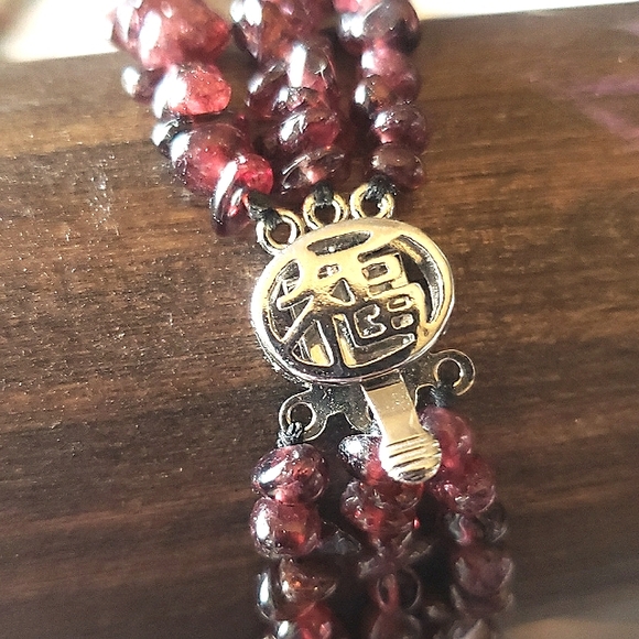 Triple Strand Garnet Stone Bracelet w/ Sterling Silver Asian Clasp - Picture 5 of 6